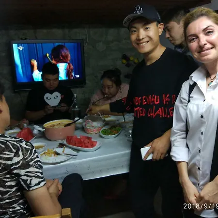 Melek Hanim Konagi 3*